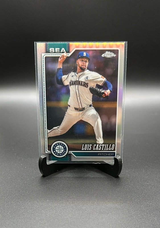2026 Topps Chrome #62 Luis Castillo Refractors