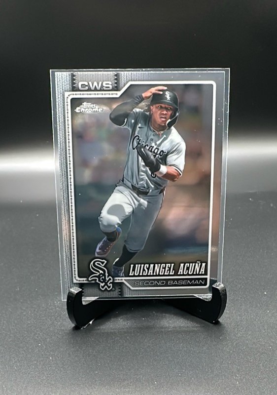 2026 Topps Chrome #33 Luisangel Acuña