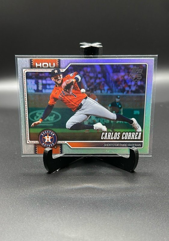 2026 Topps #680 Carlos Correa Rainbow Foil