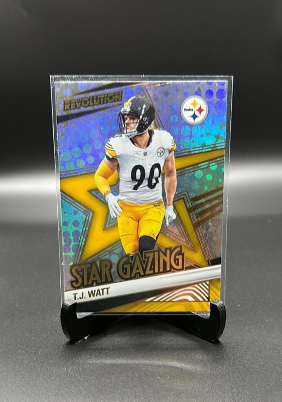 2025 Panini Revolution #5 T.J. Watt Star Gazing