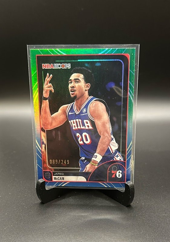2025-26 Hoops #197 Jared McCain Rainbow Green and Blue #/249