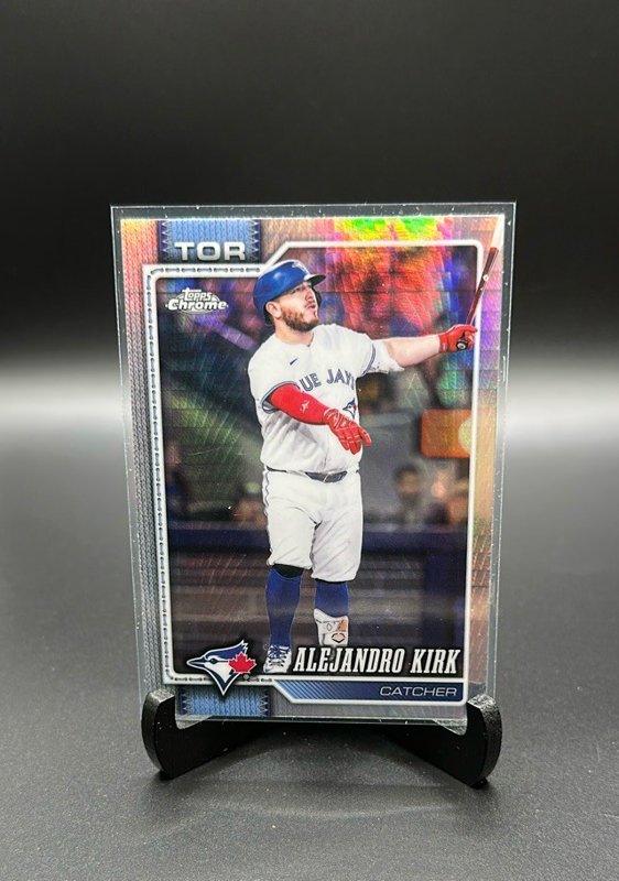 2026 Topps Chrome #105 Alejandro Kirk Prism Refractors