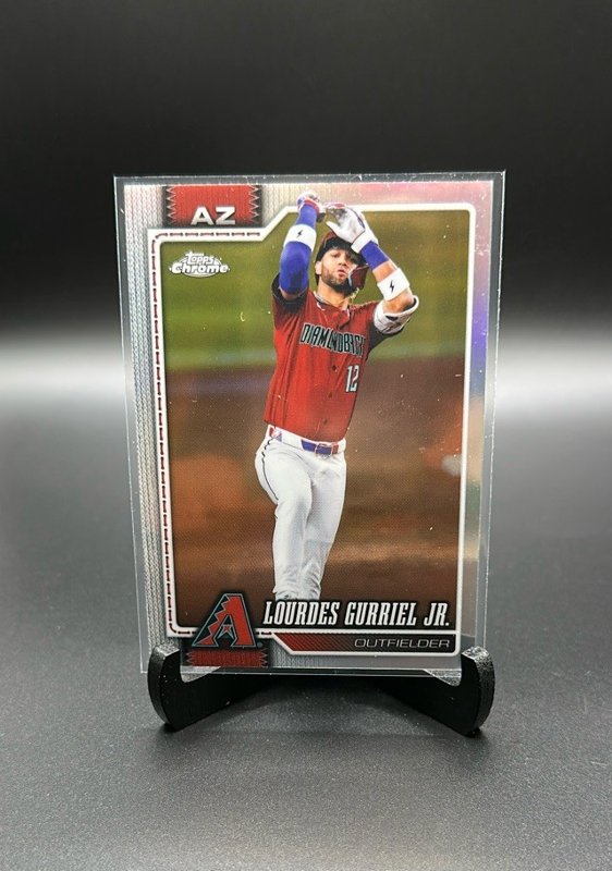 2026 Topps Chrome #166 Lourdes Gurriel Jr. Refractors