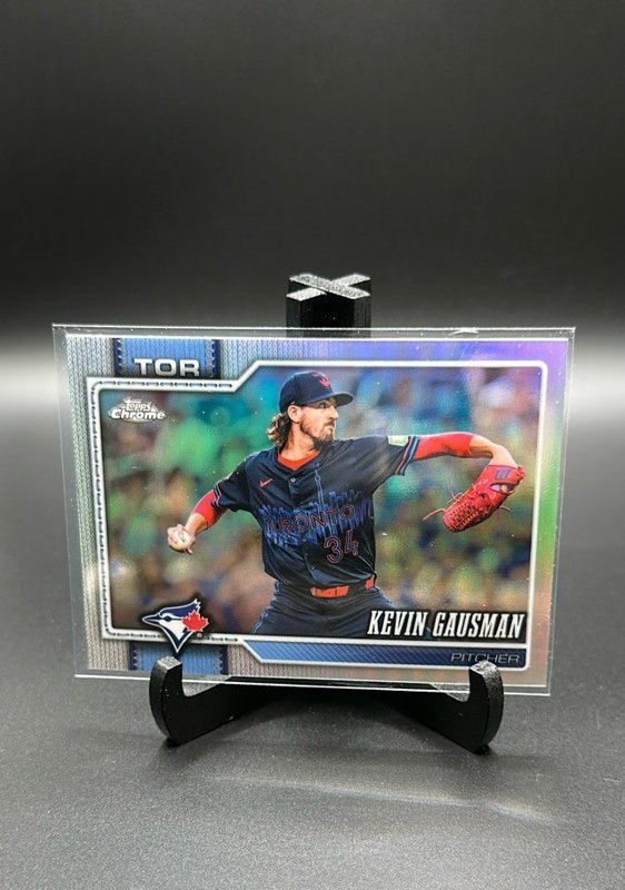 2026 Topps Chrome #111 Kevin Gausman Refractors