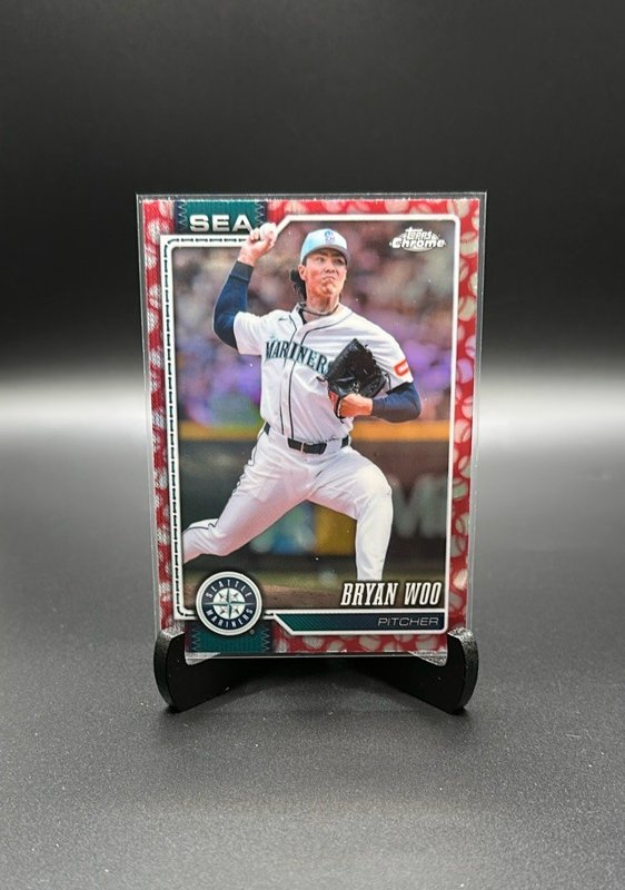 2026 Topps Chrome #31 Bryan Woo Baseball Seams Refractors