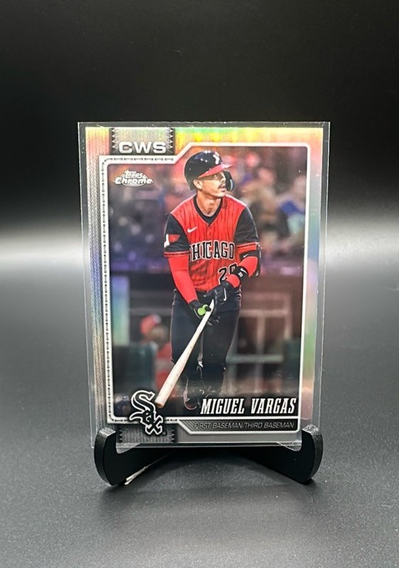 2026 Topps Chrome #49 Miguel Vargas Refractors