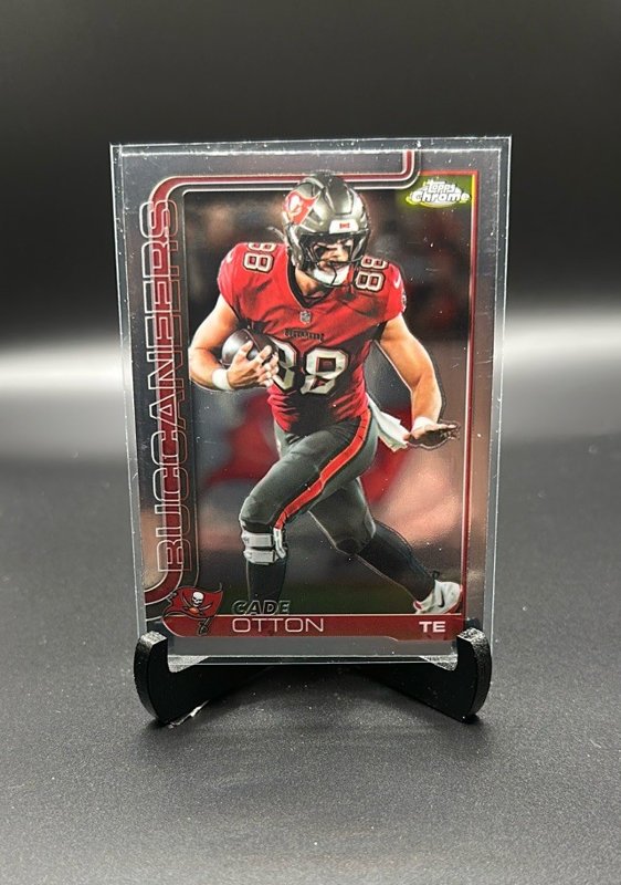 2025 Topps Chrome #284 Cade Otton