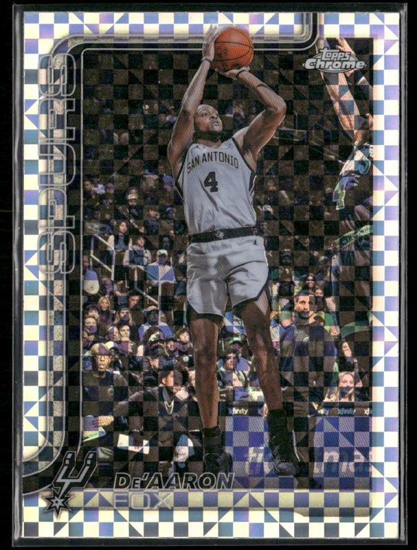 2025-26 Topps Chrome Update #30 De’Aaron Fox X-Fractor