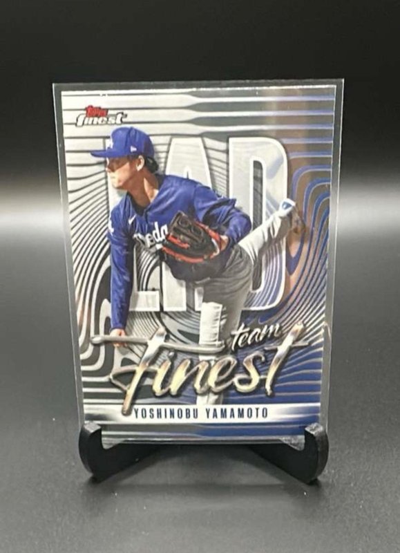 2026 Topps Finest Yoshinobu Yamamoto Team Finest Dodgers TF-3