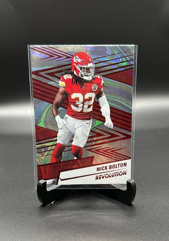 2025 Panini Revolution #72 Nick Bolton
