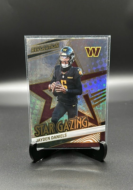 2025 Panini Revolution #23 Jayden Daniels Star Gazing