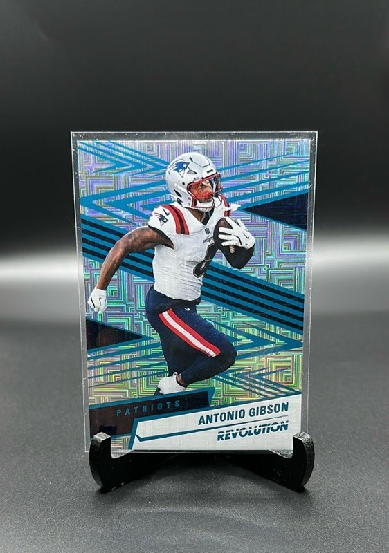 2025 Panini Revolution #78 Antonio Gibson Teal Levels #/499