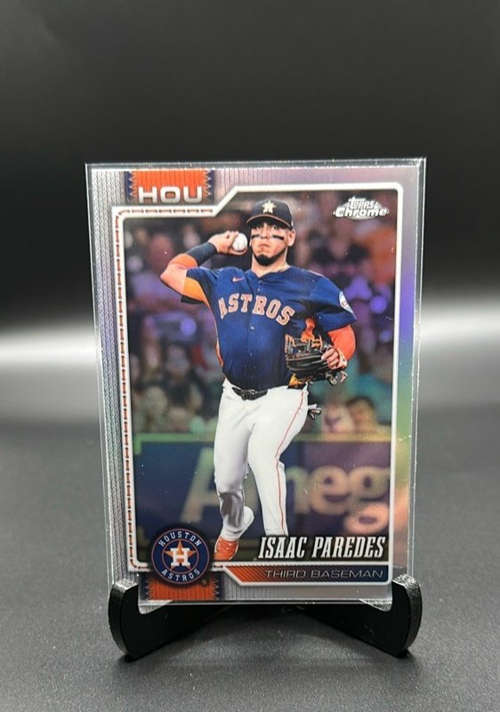 2026 Topps Chrome #32 Isaac Paredes Refractors
