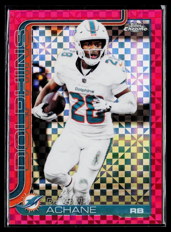 2025 Topps Chrome #188 De'Von Achane Pink X-Fractor