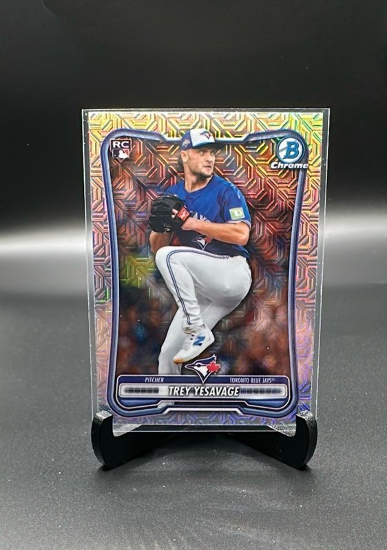 2026 Bowman #41 Trey Yesavage Chrome Mojo Refractors