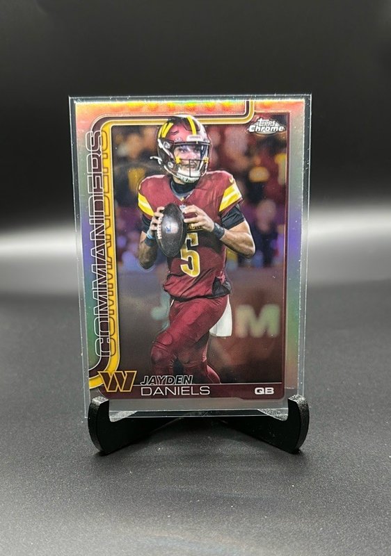 2025 Topps Chrome #295 Jayden Daniels Refractor