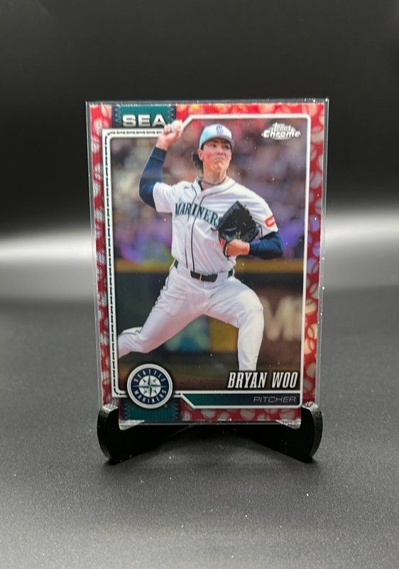 2026 Topps Chrome #31 Bryan Woo Baseball Seams Refractors