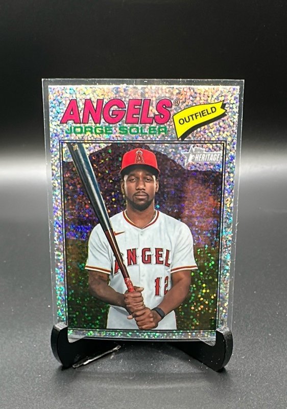 2026 Topps Heritage #37 Jorge Soler Chrome Silver Sparkle Refractors