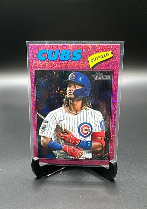 2026 Topps Heritage #157 Kevin Alcántara Chrome Pink Sparkle Refractors