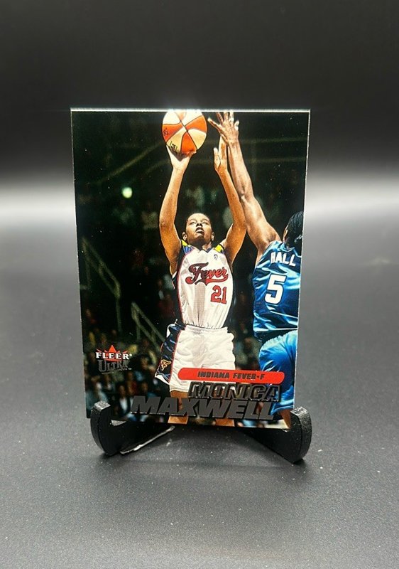 2001 Ultra WNBA #18 Monica Maxwell