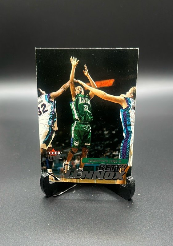 2001 Ultra WNBA #1 Betty Lennox