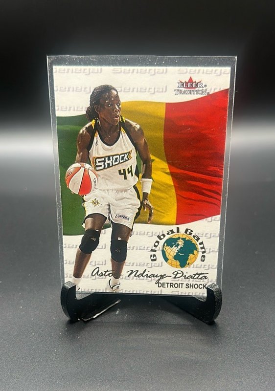 2001 Fleer Tradition WNBA #9 GG Astou Ndiaye-Diatta Global Game
