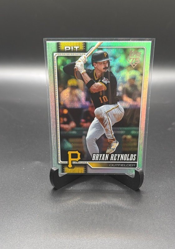 2026 Topps #697 Bryan Reynolds Rainbow Foil