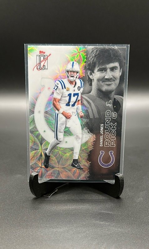 2025 Topps Signature Class #59 Daniel Jones Chrome Kaleidoscope Refractor