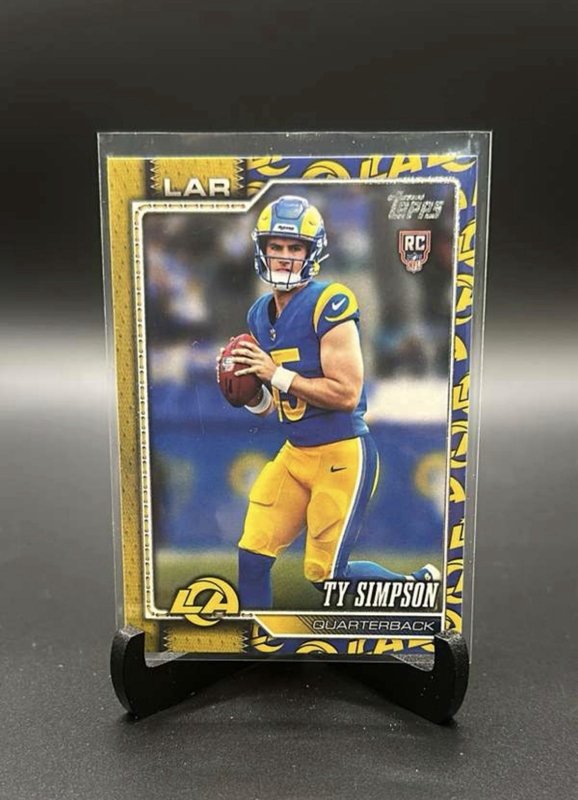 🪶2026 Topps Flagship Football Ty Simpson Team Logo Border SSP - Rams