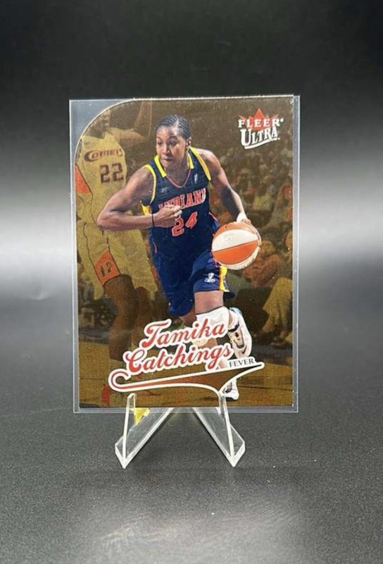 2004 Fleer Ultra WNBA Tamika Catchings #1 Gold Medallion