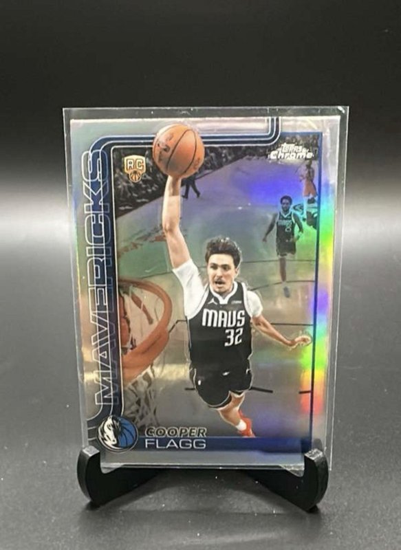 Topps 2026 Topps Chrome Cooper Flagg Dallas Mavericks #151 Refractor Rookie