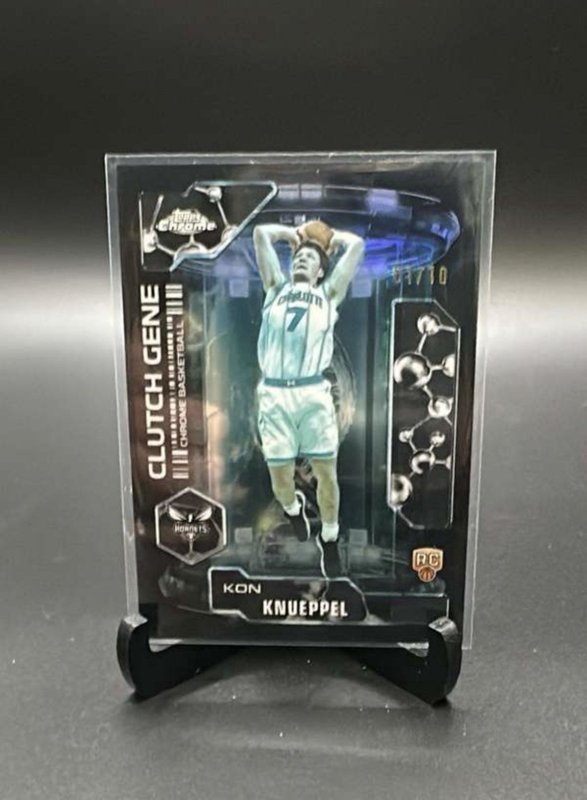 2025-26 Topps Chrome Update- Clutch Gene Kon Knueppel (RC) 1/10 Black Refractor