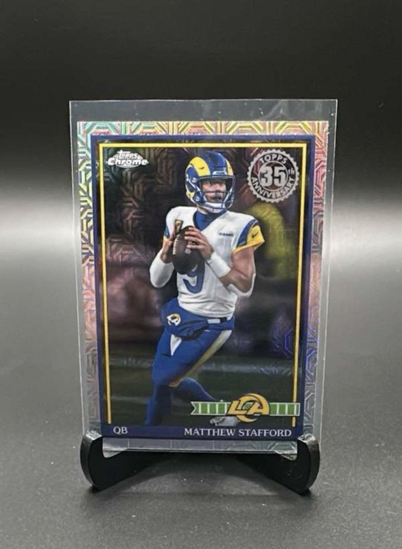 2026 Topps NFL Flagship Matthew Stafford MOJO Refractor  Los Angeles Rams