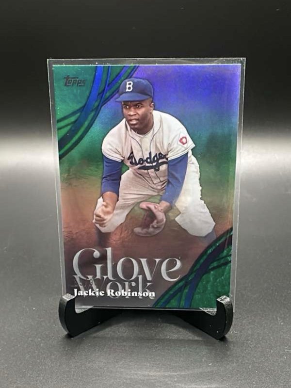 2026 Topps #GW-61 Jackie Robinson Glove Work Green Foil #/99  Insert