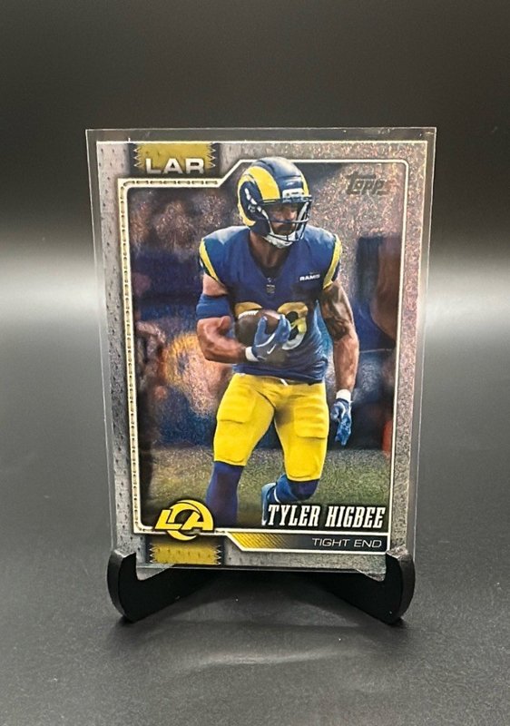 2026 Topps Flagship #232 Tyler Higbee Sandglitter