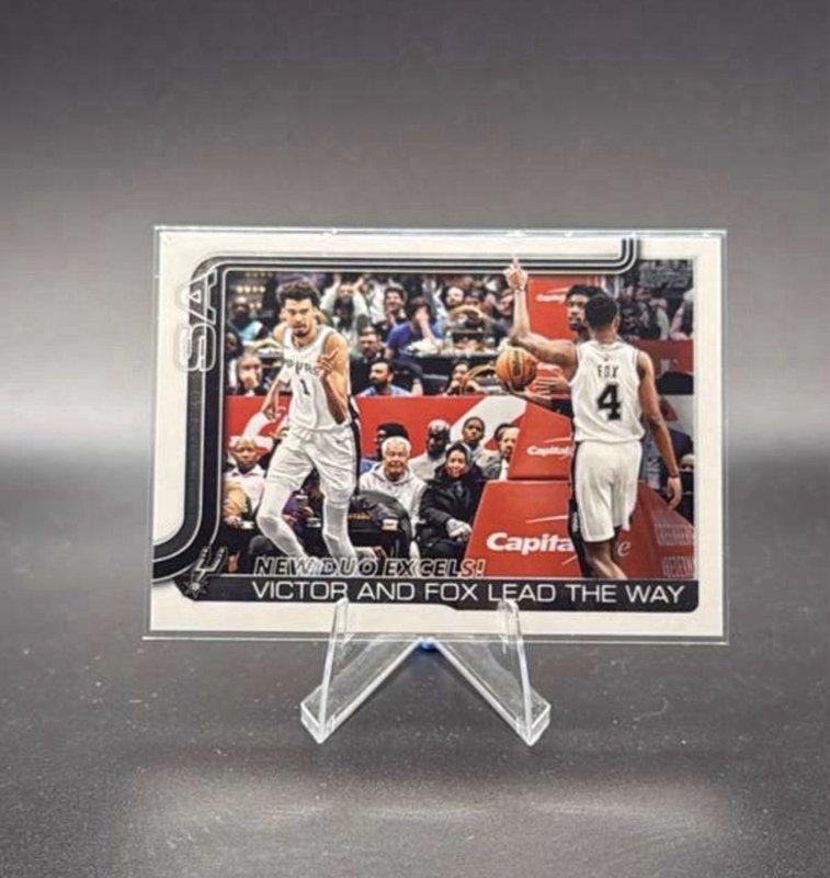2025-26 Topps - Checklist De'Aaron Fox, Victor Wembanyama #300 San Antonio Spurs
