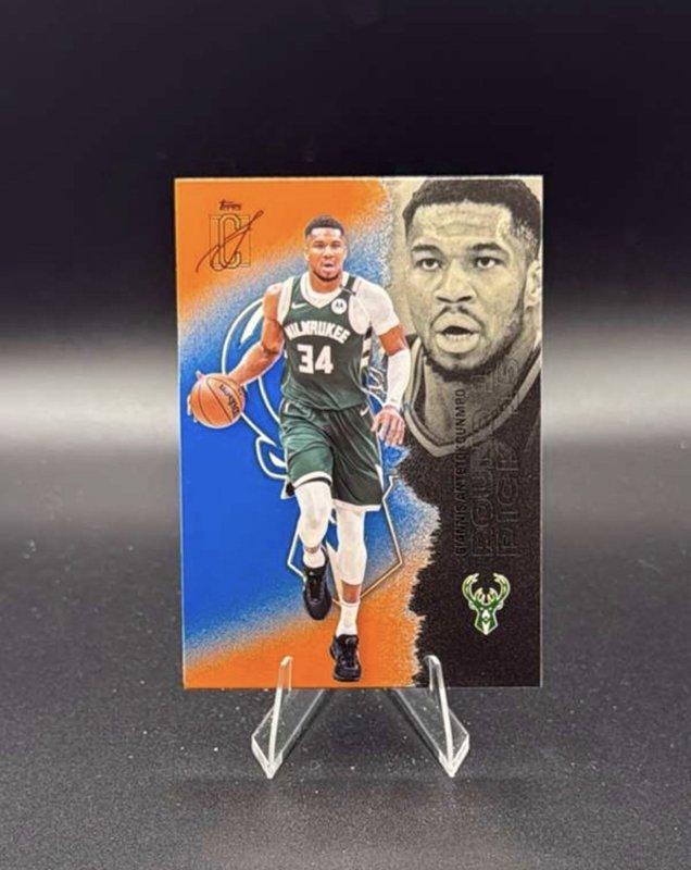 2025-26 Topps Signature Class #56 Giannis Antetokounmpo Blue and Orange Bucks
