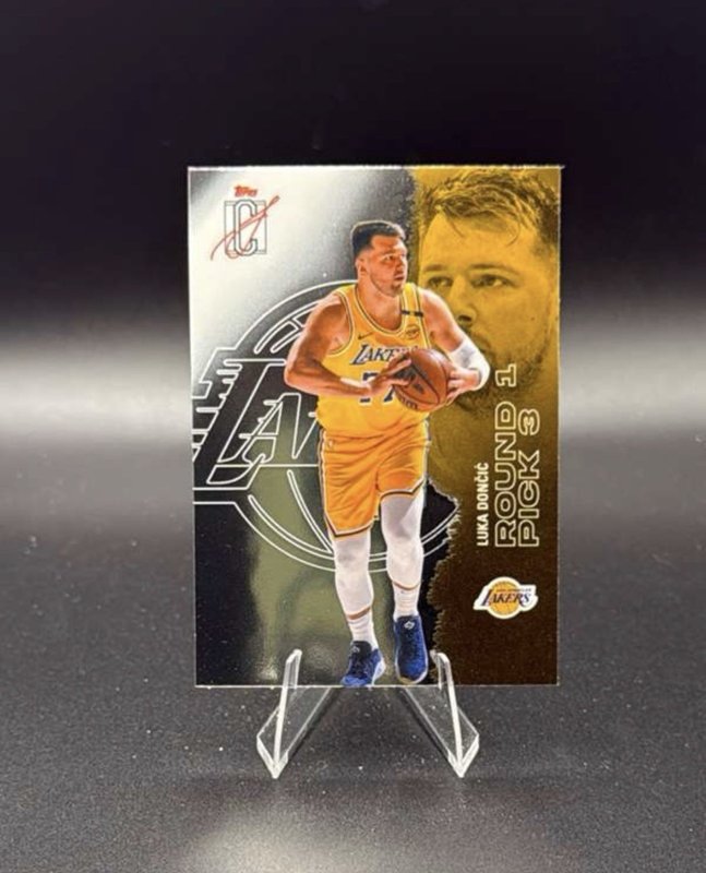 2025-26 Topps Signature Class Luka Doncic #83 Chrome Parallel Los Angeles Lakers