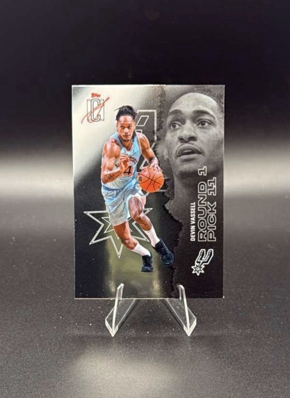 Topps 2026 Signature Class Round 1 Pick 11 Devin Vassell Insert #34 Spurs