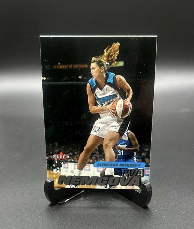 2001 Fleer Ultra WNBA - Eva Nemcova #25