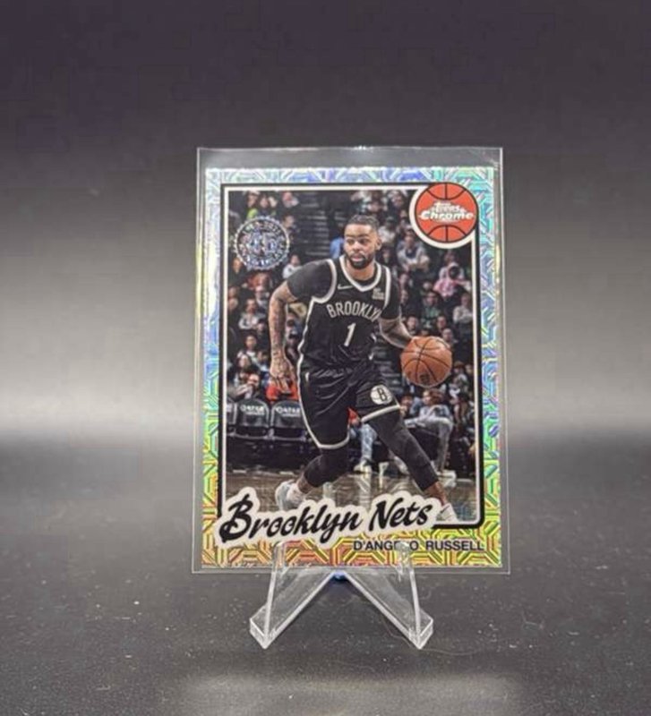 D'ANGELO RUSSELL 2025-26 TOPPS BASKETBALL MOJO REFRACTOR