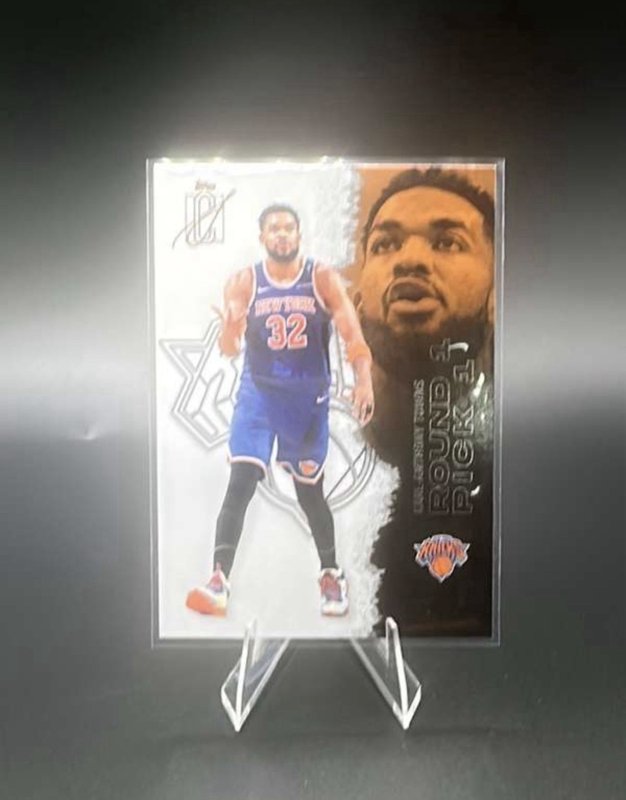 KARL ANTHONY TOWNS #63 2025-26 Topps Signature Class Basketball