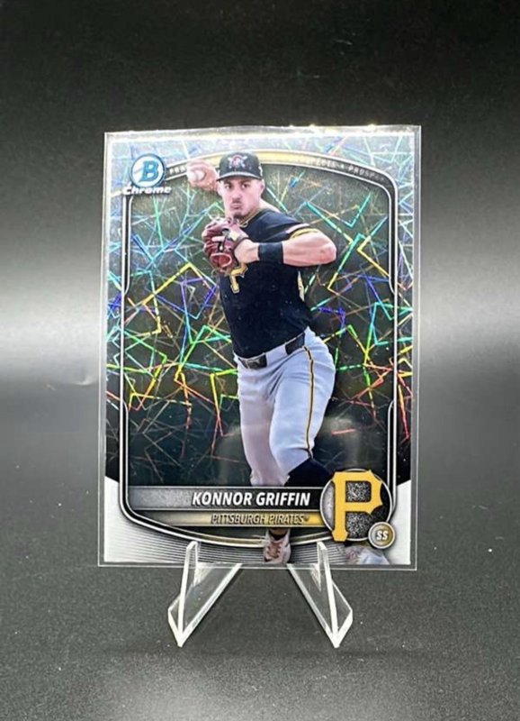 2026 Bowman Chrome Konnor Griffin #102 Laser Refractor Pittsburgh Pirates
