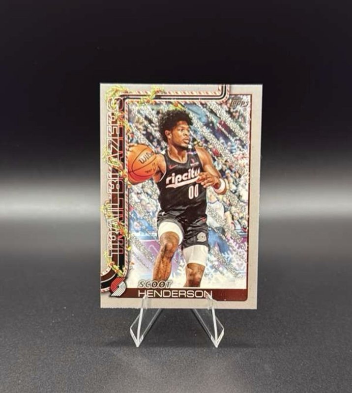 2025-26 Topps Holiday Silver Glitter Scoot Henderson Trail Blazers #H96