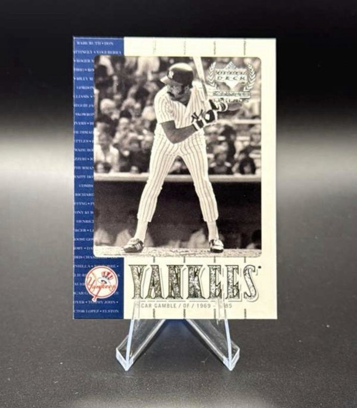 2000 Upper Deck Yankee Legends - Oscar Gamble #42