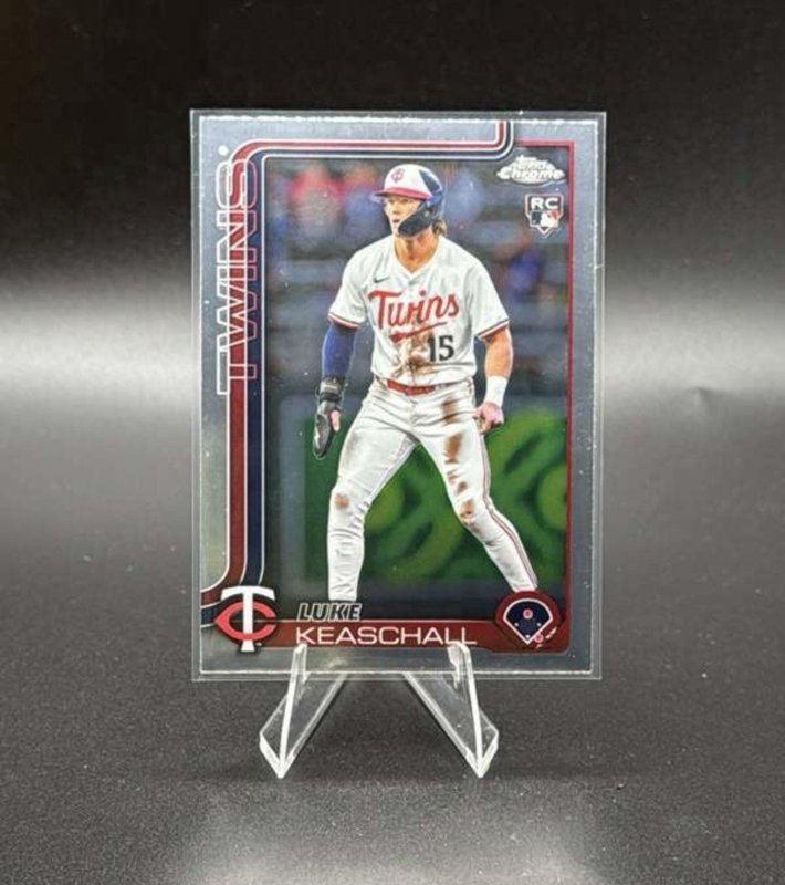 2025 Topps Chrome Update Series - Luke Keaschall #USC106 (RC)