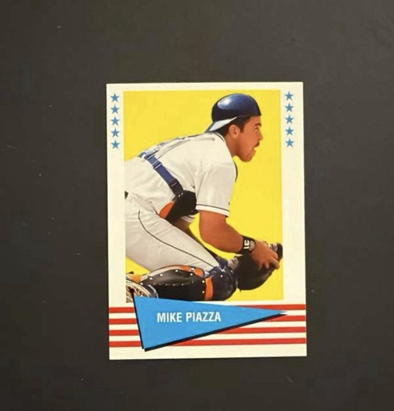 1999 Fleer Tradition - Vintage '61 Mike Piazza #41