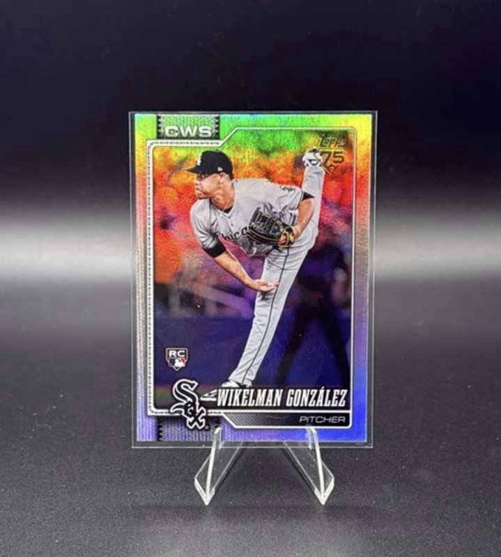 2026 Topps Series 1 - Wikelman Gonzalez #167 Green Rainbow Foil /99 (RC)