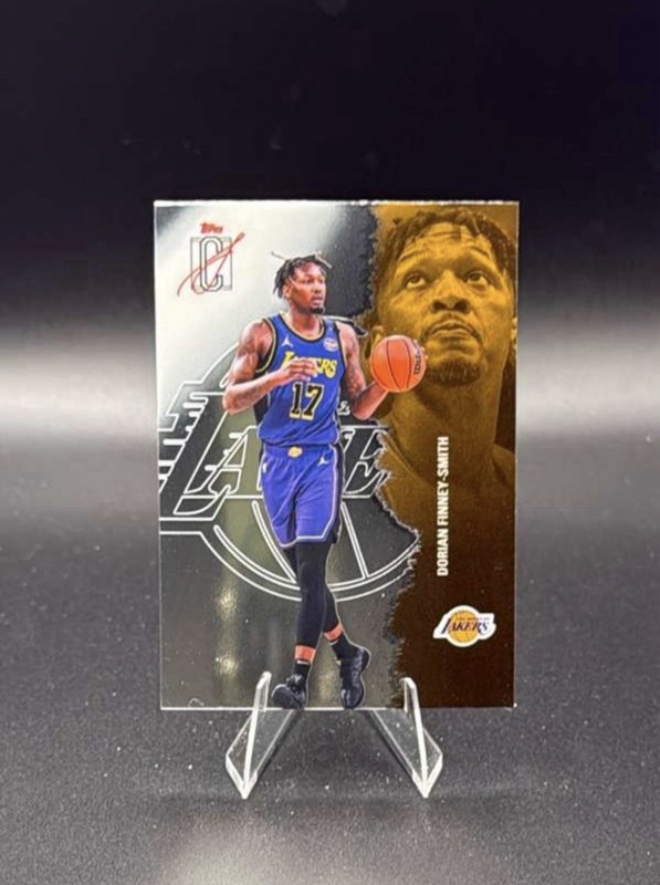 2025-26 Topps Signature Class DORIAN FINNEY-SMITH Chrome #74 Los Angeles Lakers
