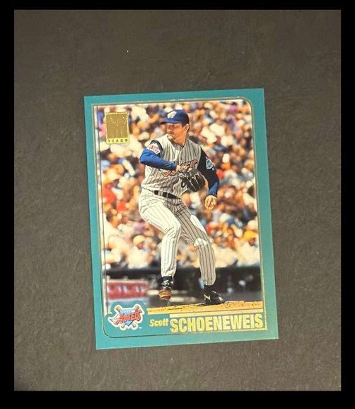 2001 Topps - Scott Schoeneweis #251